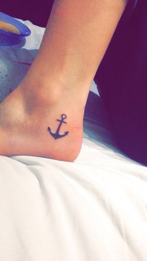 125 Stunning Anchor Tattoos (With Rich Meaning)