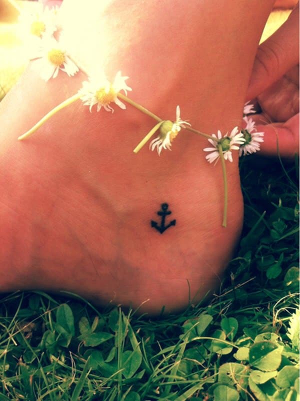 125 Stunning Anchor Tattoos (With Rich Meaning)