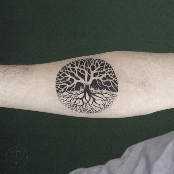 Tree Circle Tattoo Stock Vector Royalty Free 579079162  Shutterstock