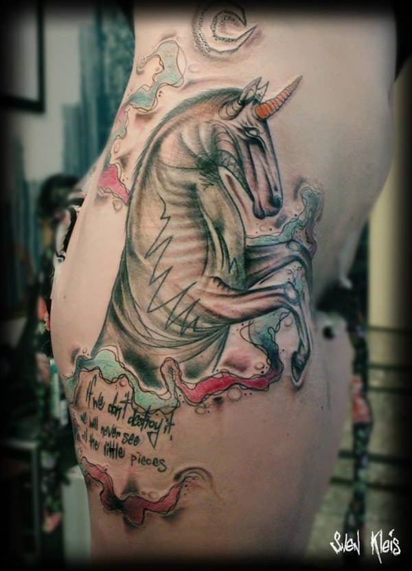 40280116-unicorn-tattoos