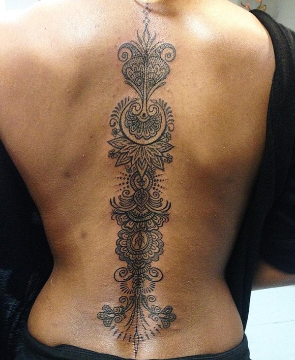 47 Sexy and Alluring Spine Tattoos for 2017 47 Sexy and Alluring Spine Tattoos for 2017
