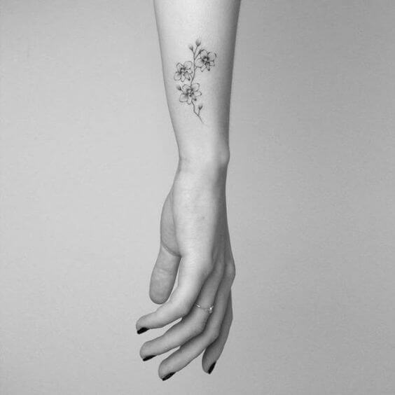 27 Attractive Flower Wrist Tattoos You CanT Take Your Eyes Off  Psycho  Tats