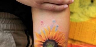 sunflower-tattoos-for-women